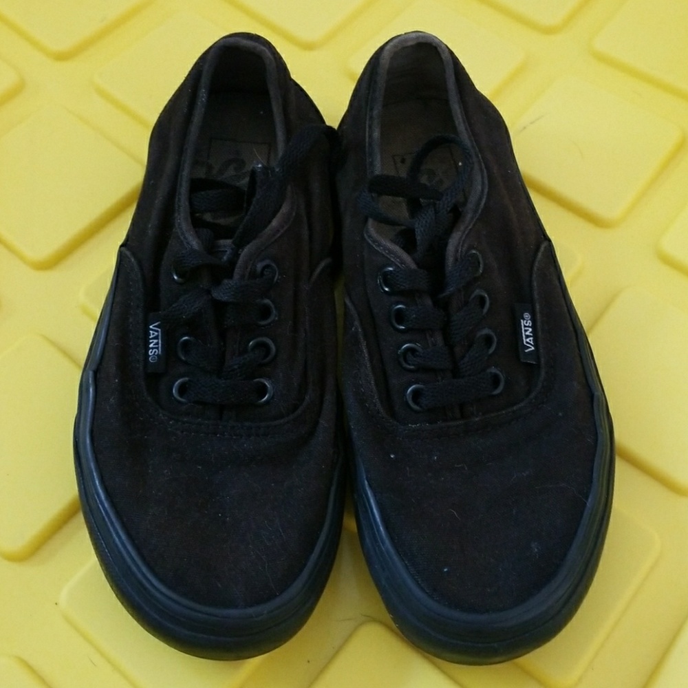Black vans